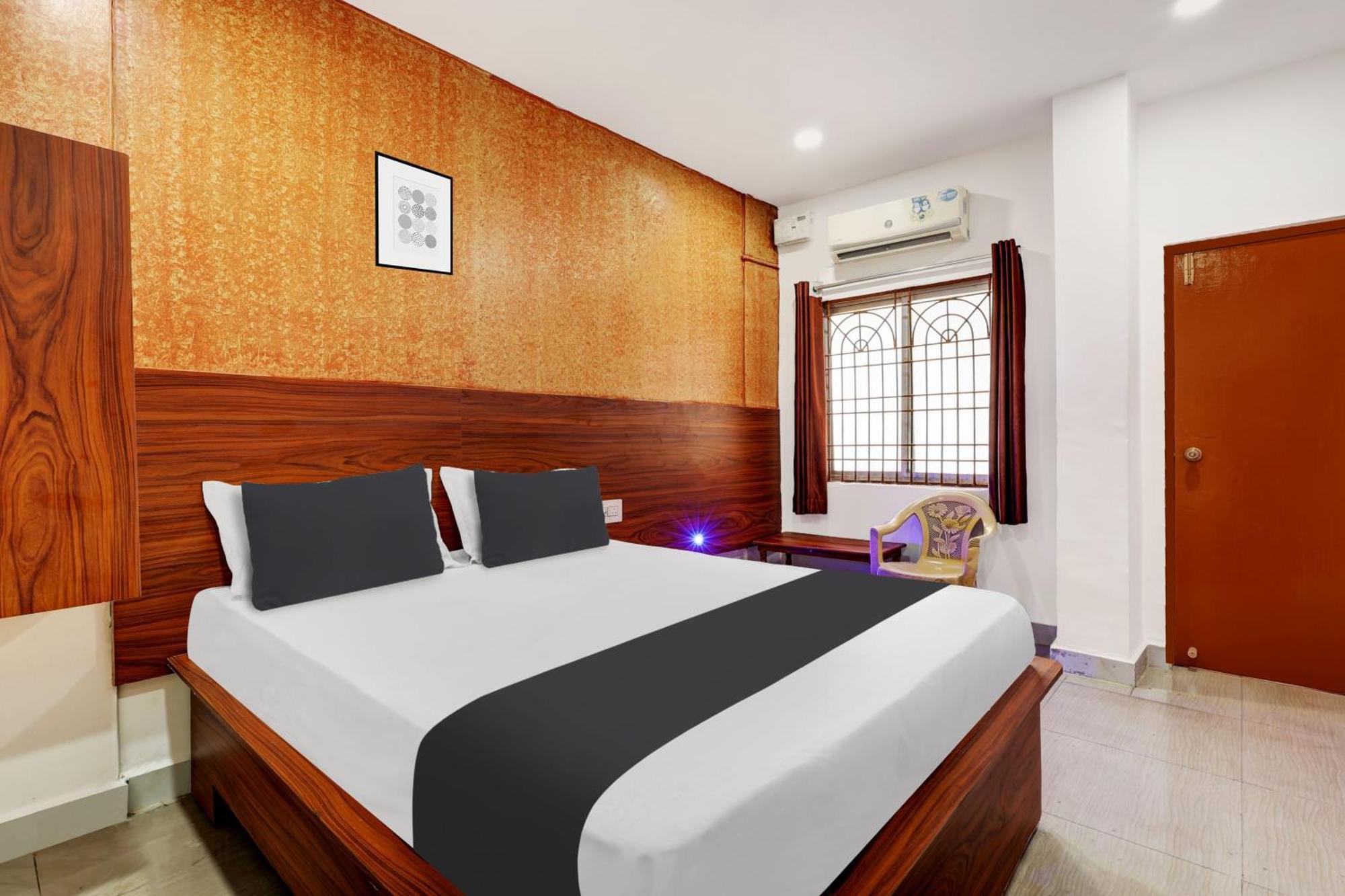 Hotel O Gangothri Lodge Visakhapatnam Extérieur photo