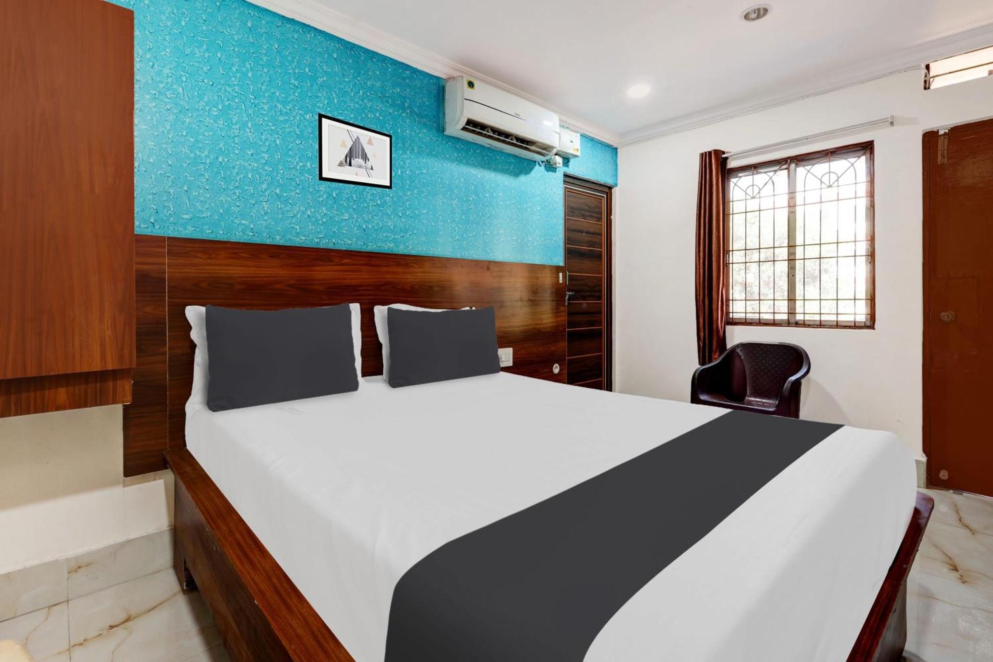 Hotel O Gangothri Lodge Visakhapatnam Extérieur photo